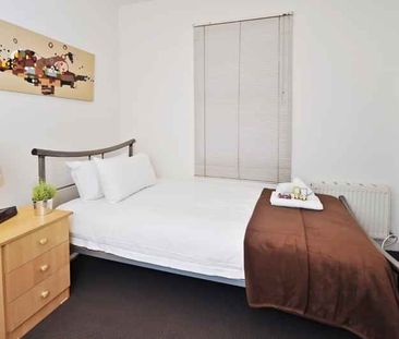 Room 5 (Non Ensuite) - Photo 5