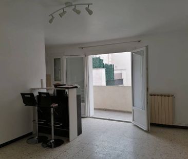 Appartement à louer - Nîmes 2 pièces de 36 m² - Photo 4