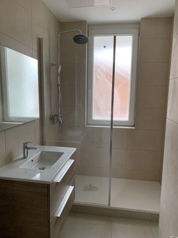 Location Appartement 4 pièces 95m² SARREGUEMINES 57200 - Photo 4