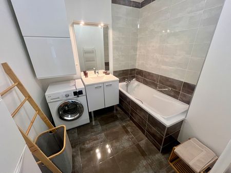 Location Appartement 2 pièces 59m² - Photo 4