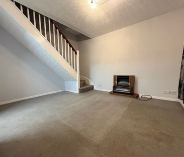 Lawrence Court, TAMWORTH - Photo 1