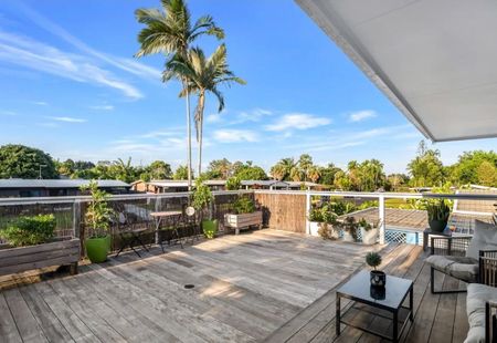 Smithfield - Photo 3