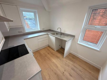 2 bedroom apartment to rent - Photo 5