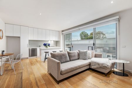 16/22 Wattle Road, Hawthorn - Photo 3