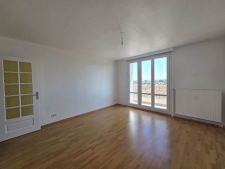 Location Appartement 2 pièces 54m² TROYES 10000 - Photo 2