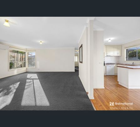 7 Kingfisher Drive East, Moama, NSW 2731 - Photo 1