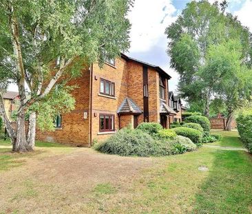 Beta Road, Woking, Surrey, GU22 - Photo 1