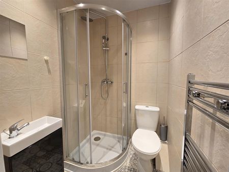 Harold Street, Burnley - Photo 3