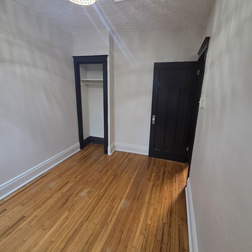 For Lease - 4 Hyde Park Avenue Unit# 10, Hamilton, Ontario - Photo 1