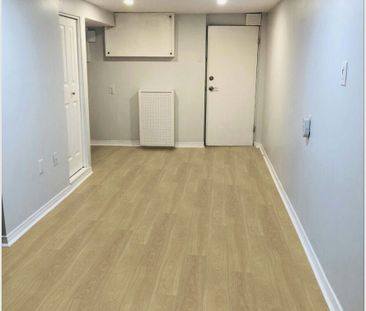 For Lease - 215 Hamilton Street Unit# Basement, Toronto, Ontario - Photo 3