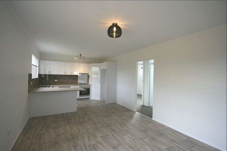 Home For Rent - Photo 3