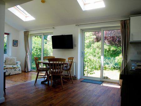 5 Bed Detached House, Littlegreen Road, NG5 - Photo 5