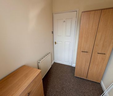 Newborough Street, Burton Stone Lane - P1047 - Photo 6