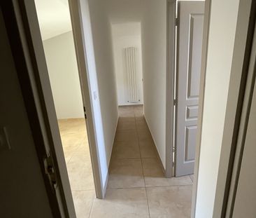 Location Appartement 3 pièces 60m² NIMES 30000 - Photo 5