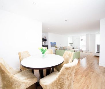 3 bedroom flat to rent - Photo 4