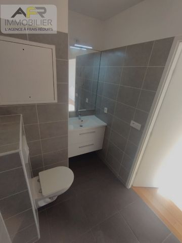 Location Appartement 2 pièces 43m² - Photo 5