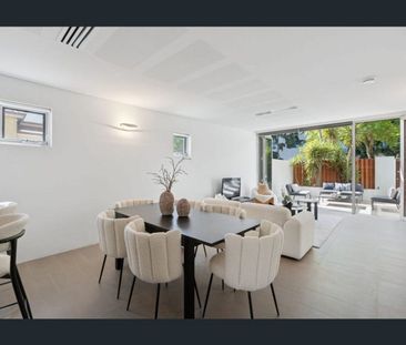 Light-Filled Unfurnished 3 Bedroom, 3 Bathroom Townhouse in Subiaco - Photo 5