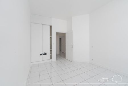 Location Appartement 4 pièces 104m² VICHY 03200 - Photo 3