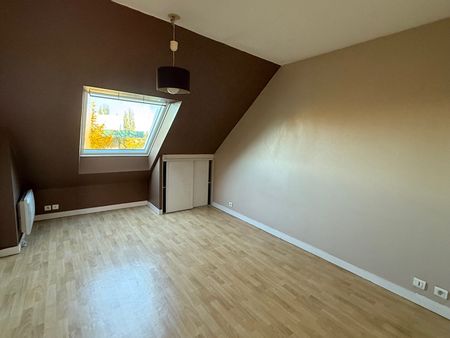 Location Appartement 4 pièces 93m² - Photo 4