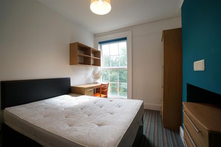 1 Bryn Teg Terrace - Photo 3