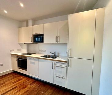 1 bedroom apartment to rent - Photo 2