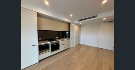 Modern Comfortable 1 Bedder - Photo 4