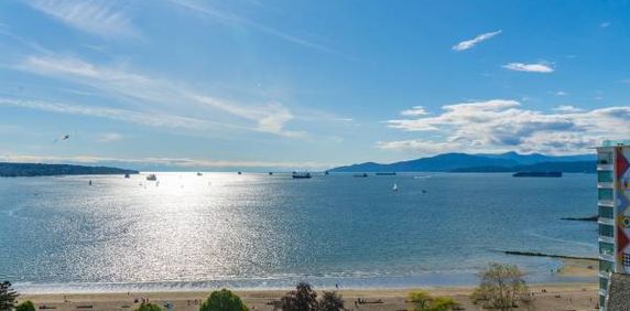 Downtown English Bay Ocean View 2 bed 2 bath + Den apartment for rent - Photo 2