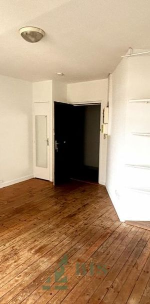 Location Appartement 1 pièce 27m² ROANNE 42300 - Photo 2