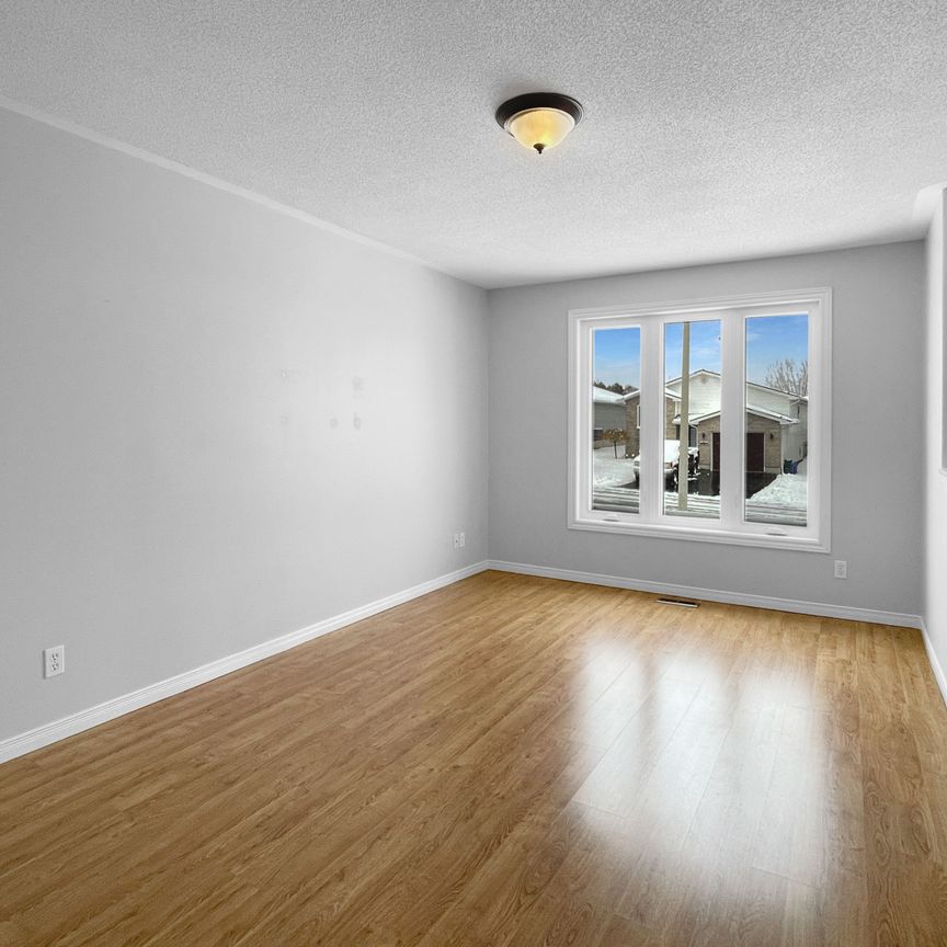 For Lease - 143 Nicholas Street, Quinte West, Ontario - Photo 1