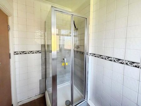 1 bedroom semi-detached house to rent - Photo 4