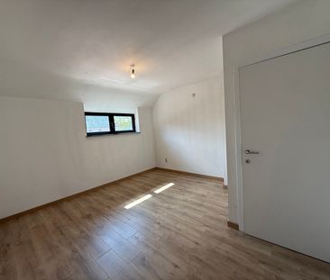 Instapklare gerenoveerde woning in het centrum van Meerhout - Photo 4