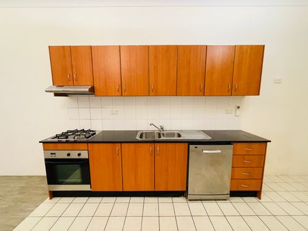 Live the Alpha-House Life Style - Photo 2