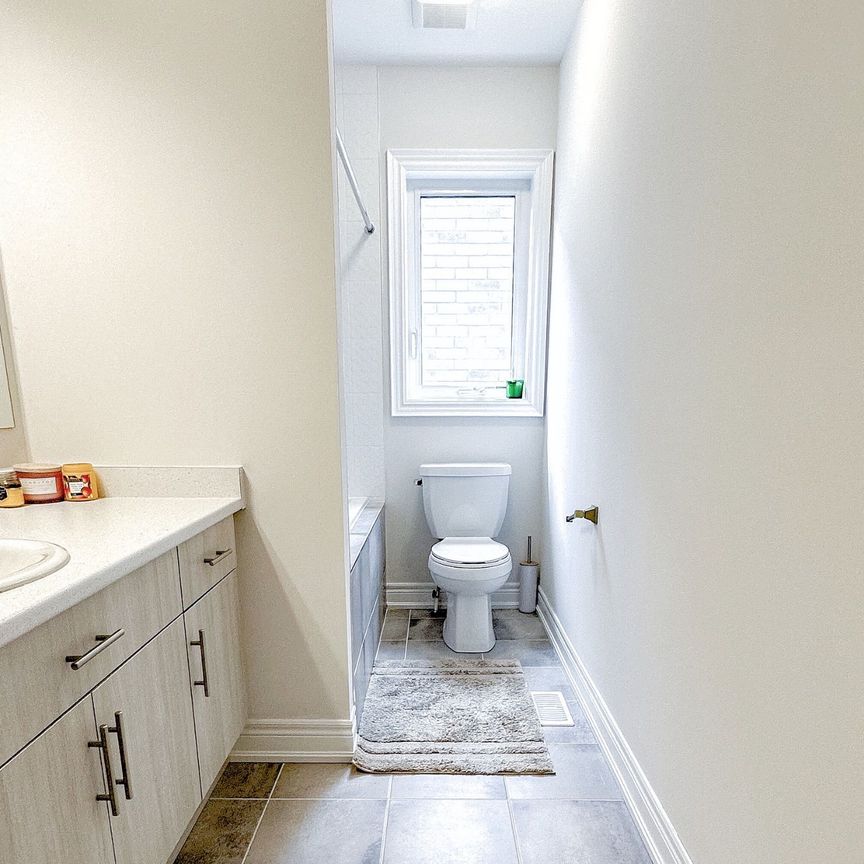 For Lease - 55 Bostock Drive, Georgina, Ontario - Photo 1