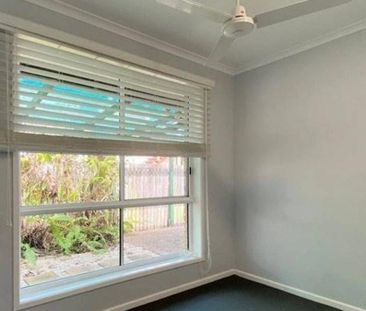 Beachside Living.... - Photo 2