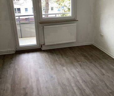 Willkommen Zuhause: 3 -Zimmer-Stadtwohnung - Photo 1