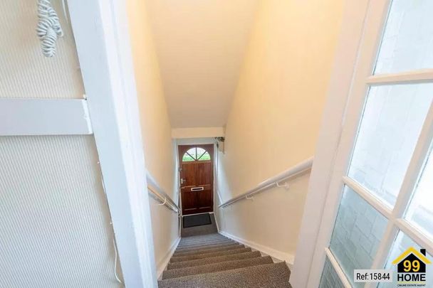 3 bed Flat in Oxgangs Road North , Edinburgh, EH13 9EA - Photo 1