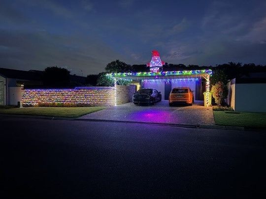 Burleigh Waters - Photo 1