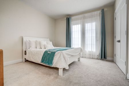 For Lease - 4263 Major Mackenzie Drive, Markham, Ontario - Photo 4