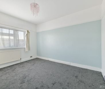 Manor Way, Mitcham, CR4 - Photo 2