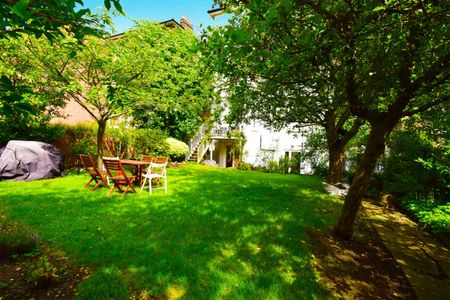 3 bedroom apartment to rent - Photo 5