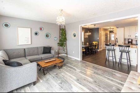 For Lease - 93 Oakes Crescent Unit# Main, Guelph, Ontario - Photo 2