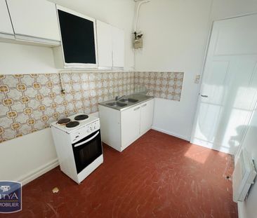 Location Appartement 2 pièces 42m² LA SEYNE SUR MER 83500 - Photo 4