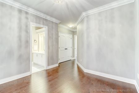 For Lease - 107 Queen Filomena Avenue, Vaughan, Ontario - Photo 4