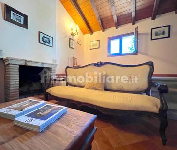 Villa unifamiliare, ottimo stato, 198 m², Bassano Romano - Photo 4