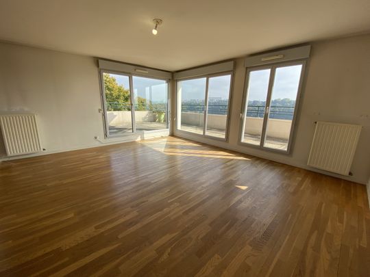 Location Appartement 3 pièces 74m² LYON 9ème - Photo 1