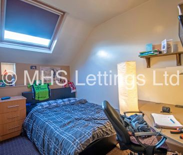 10 Bedroom Mid Terraced House for rent in Regent Park Terrace - Photo 4
