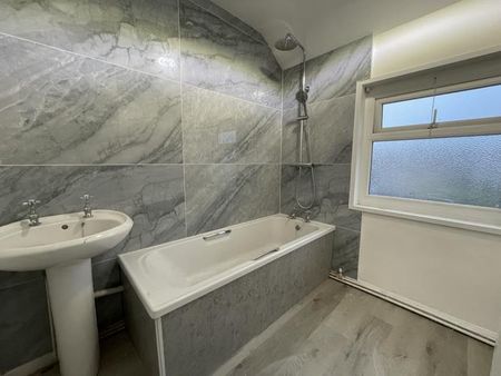 Cherwell Terrace, Middlesbrough - Photo 5