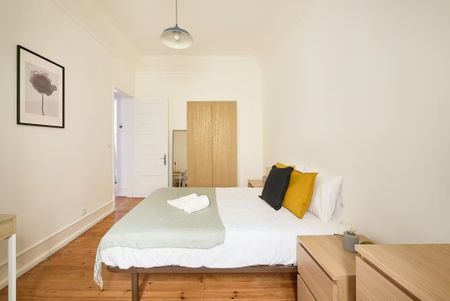 Rua Alexandre Herculano, Lisbon, Lisbon - Photo 4