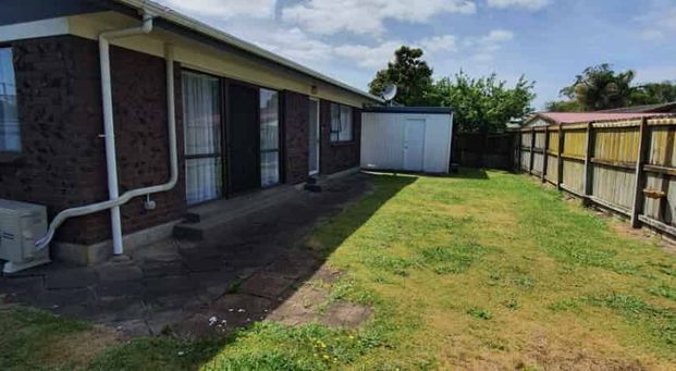 Great Location - Photo 1