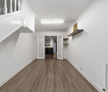 1 bedroom end of terrace house to rent - Photo 2